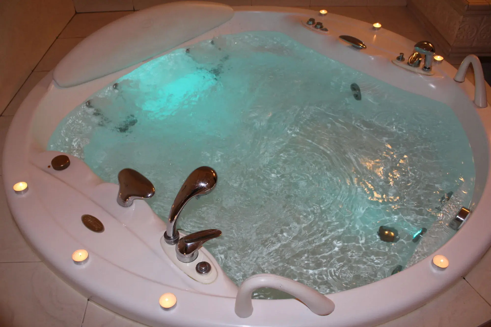 Exis Boutique Hotel