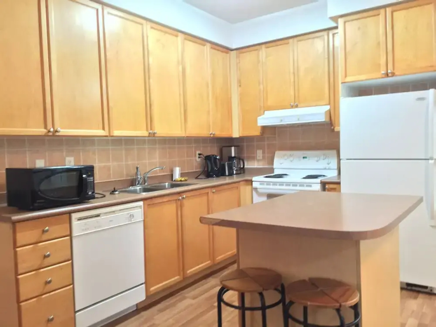 Pelicanstay at Square One Mall