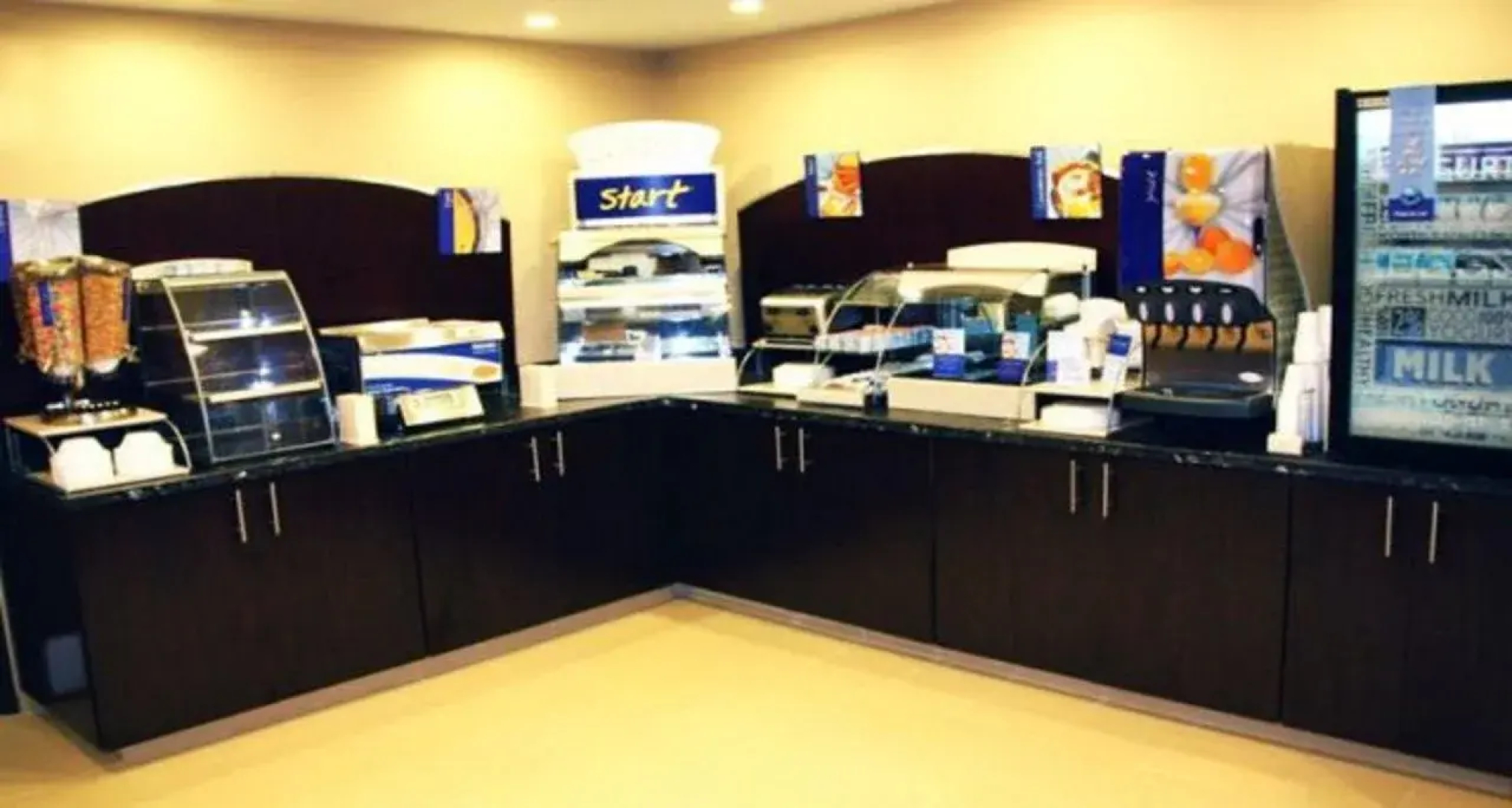 Holiday Inn Express Toledo North by IHG