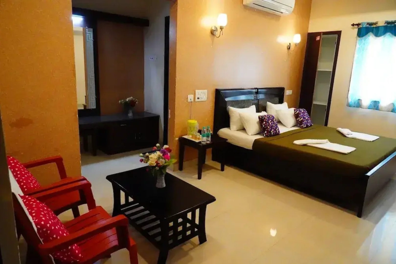 VJR Mahal and Vinayagam Residency