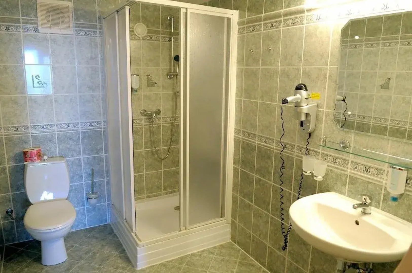 Lazensky Hotel Pyramida I