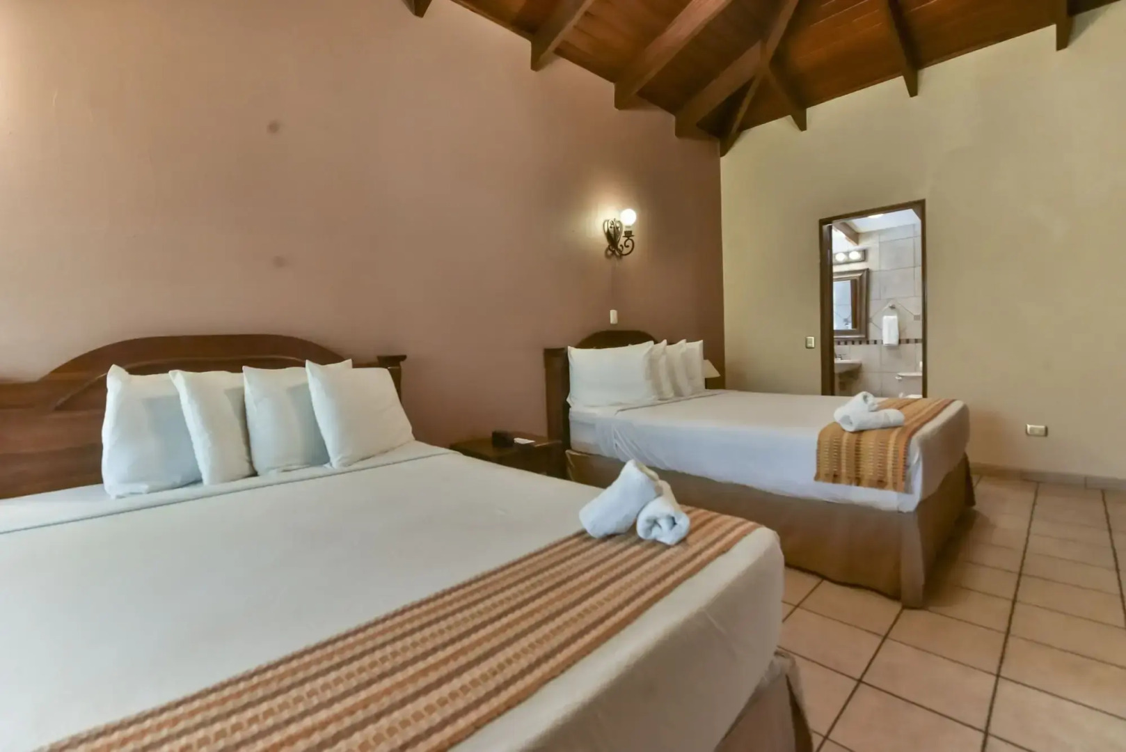 La Riviera Hotel B&B