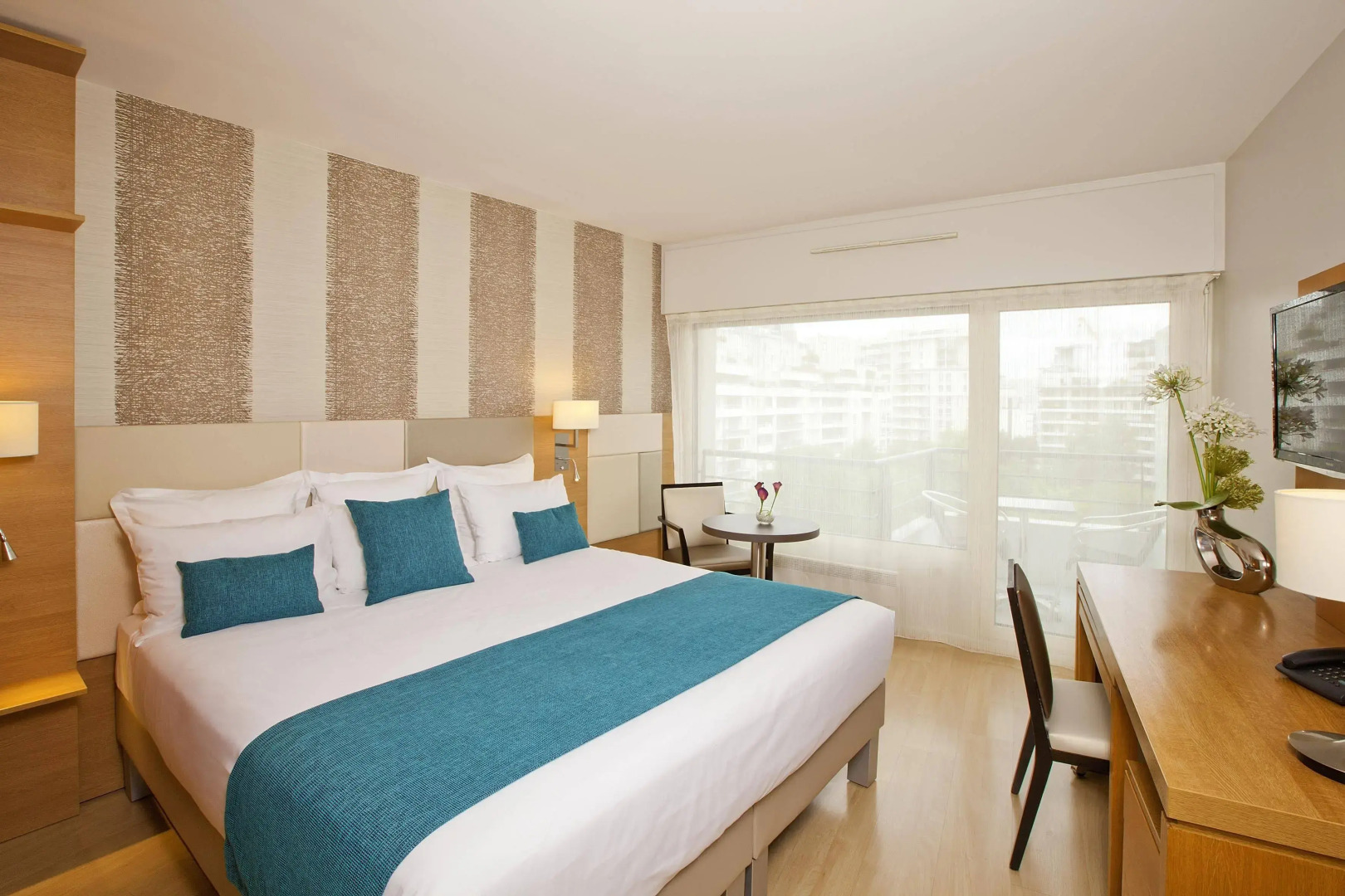 Residhome Courbevoie La Défense