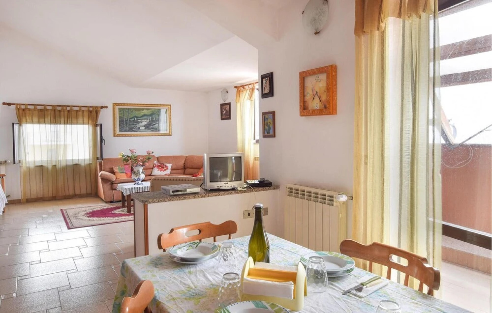 Nice Apartment in Reggio di Calabria With 2 Bedrooms and Wifi