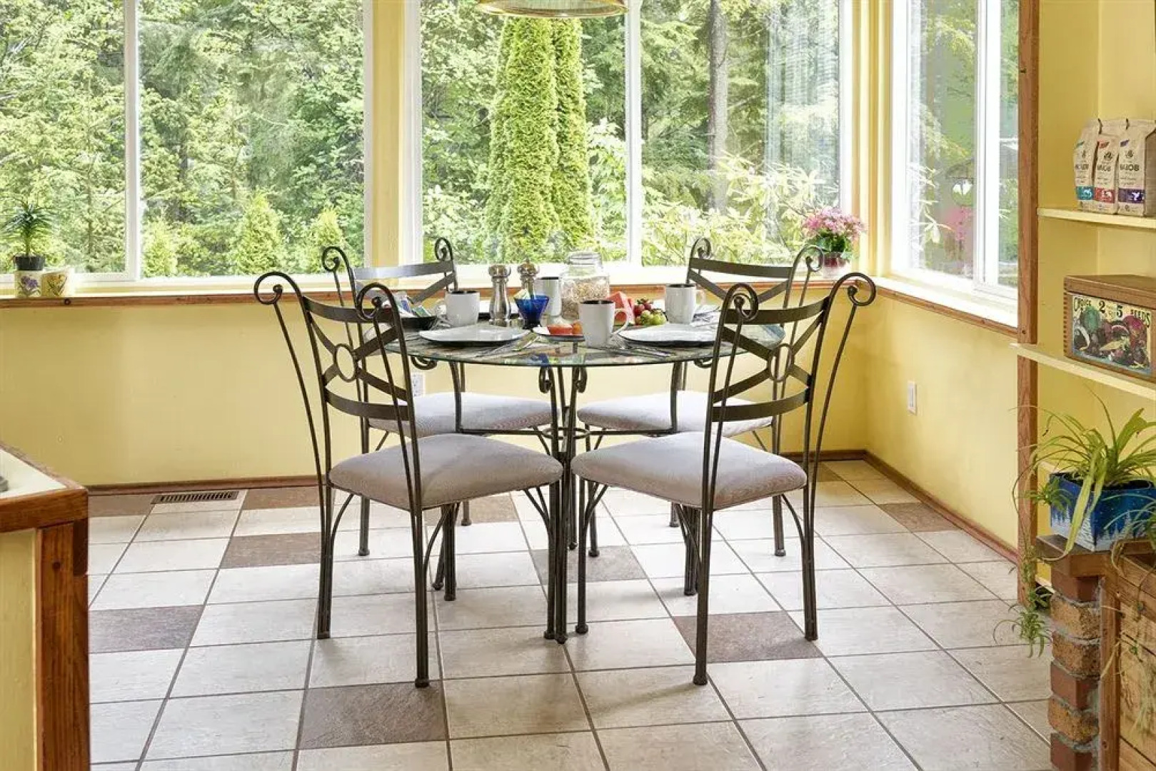 Tall Trees Bed & Breakfast