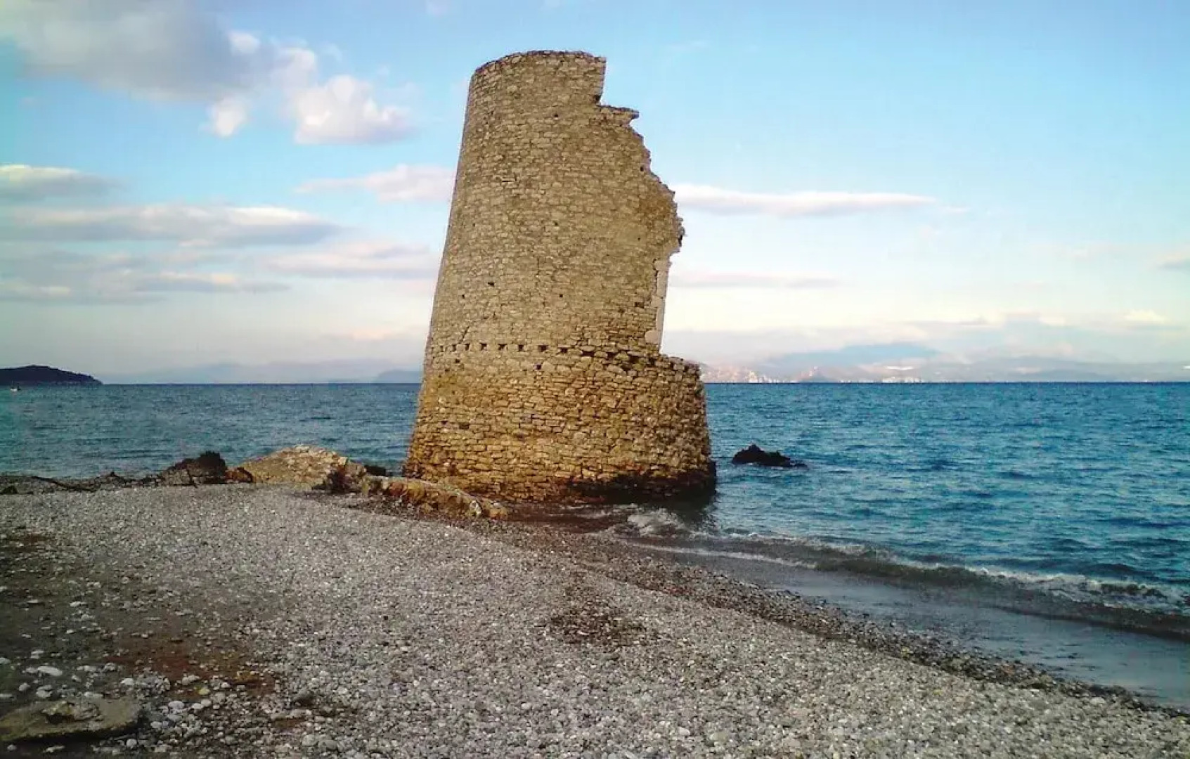 Amazing Home in Paralio Astros With 3 Bedrooms, Wifi and Outdoor Swimming Pool