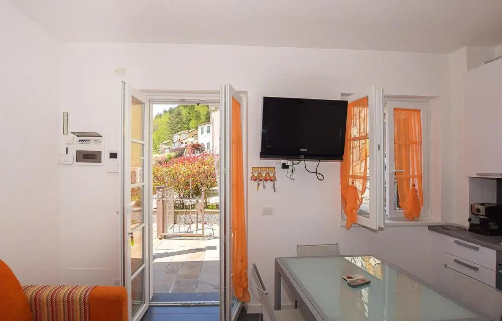 Nice Home in Magliolo With Wifi and 1 Bedrooms