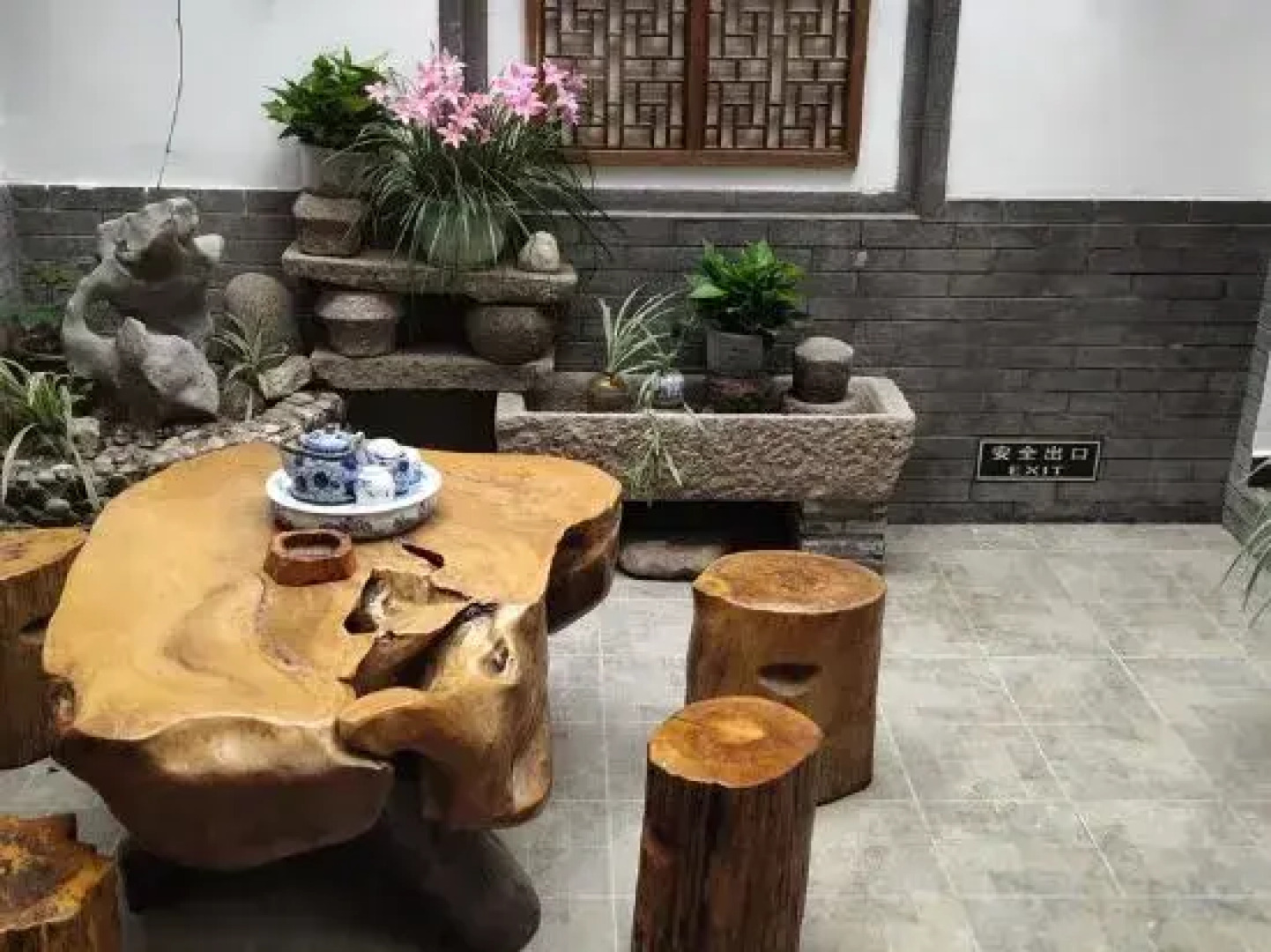 Wuzhen Muxin Courtyard Inn