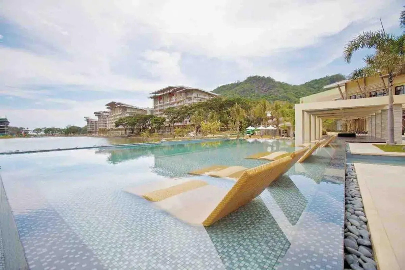 Pico de Loro Retro Style 1BR Unit (Carola A 311)