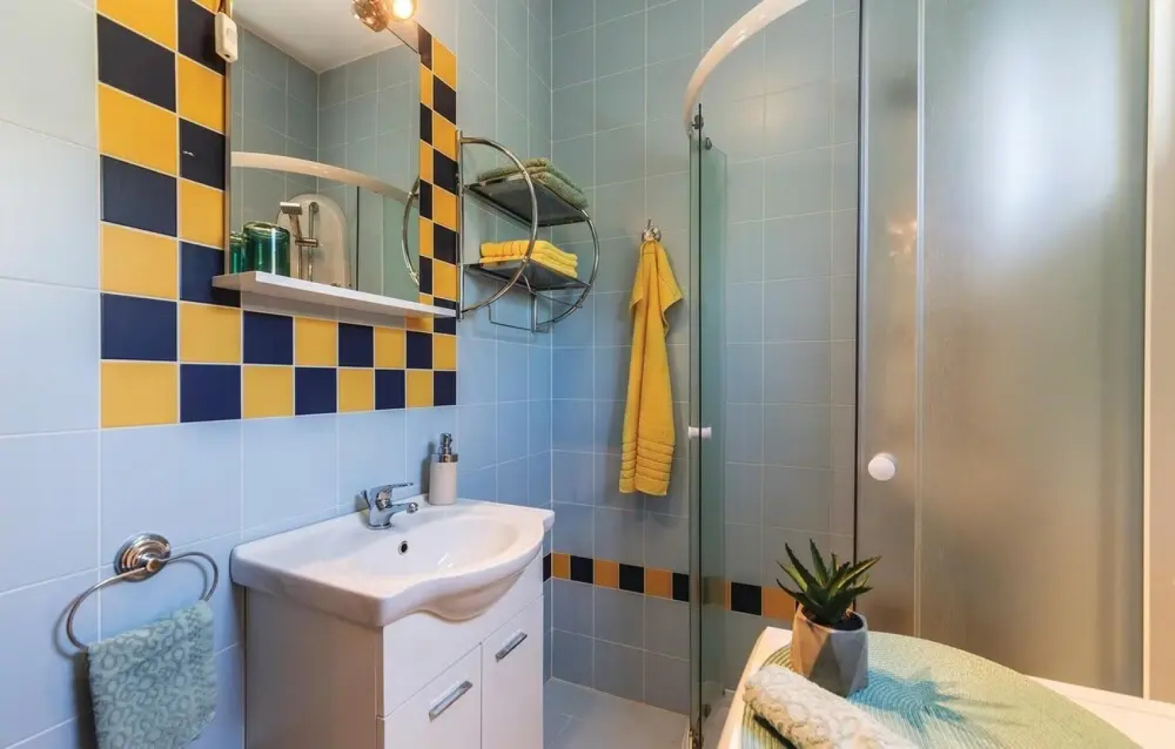 Awesome Home in Fazana With Wifi and 2 Bedrooms