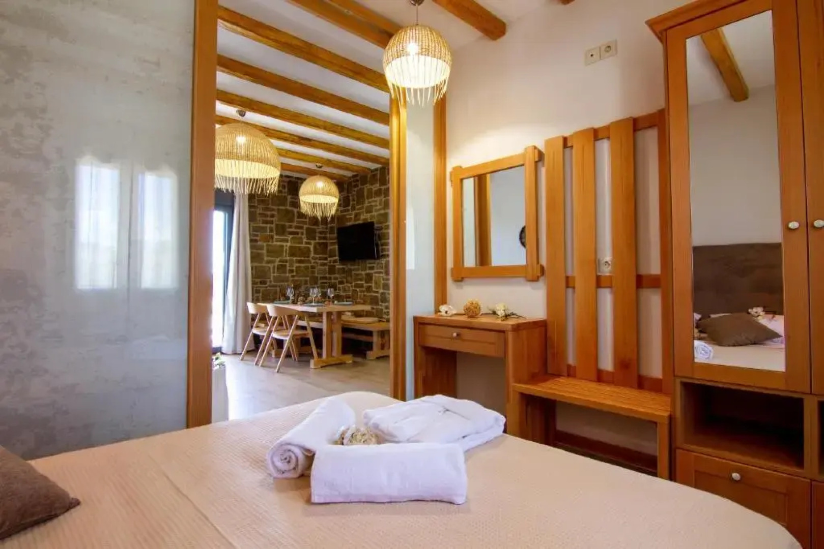 Aphrodite Stone Apartments