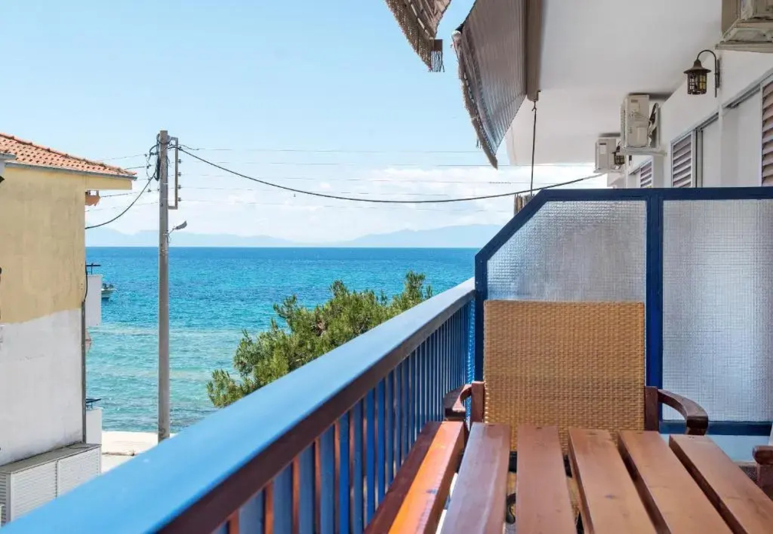 Seafront 2 bedrooms apartment