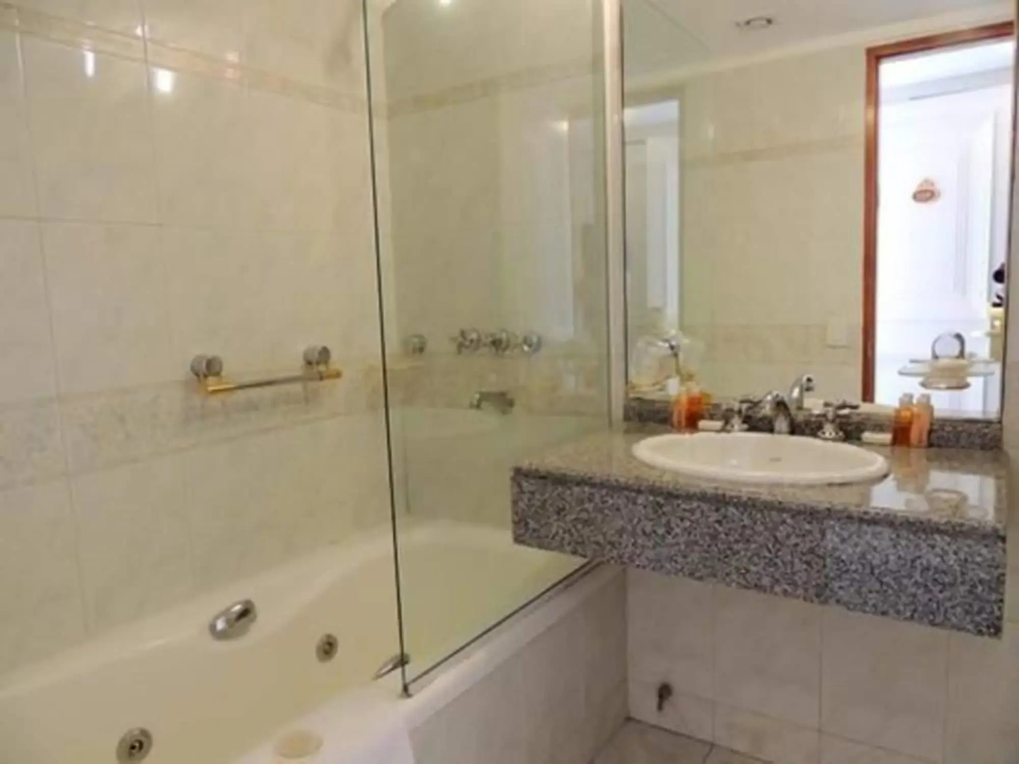 Patagonia Plaza Hotel