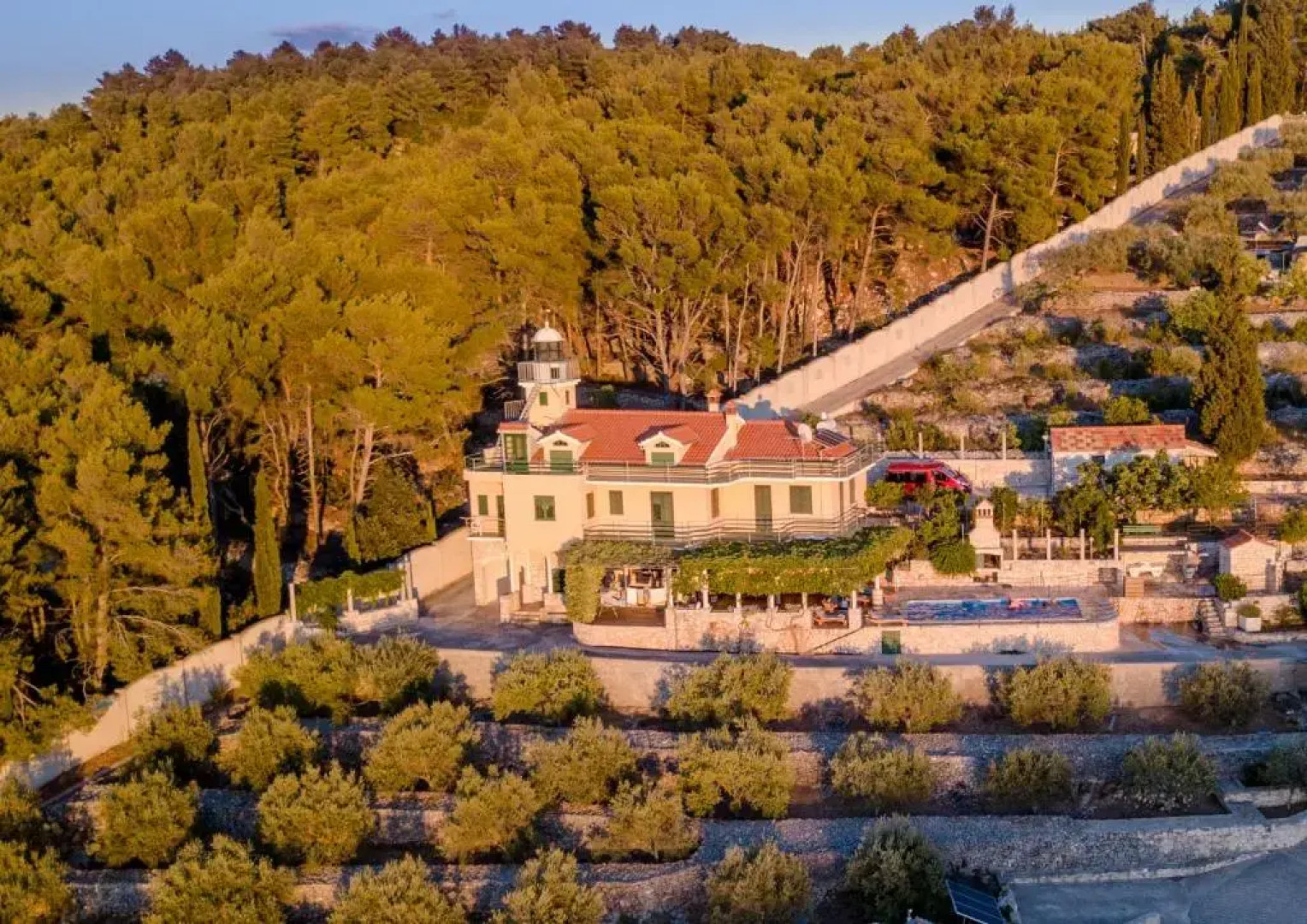 Unique seaside villa with pool