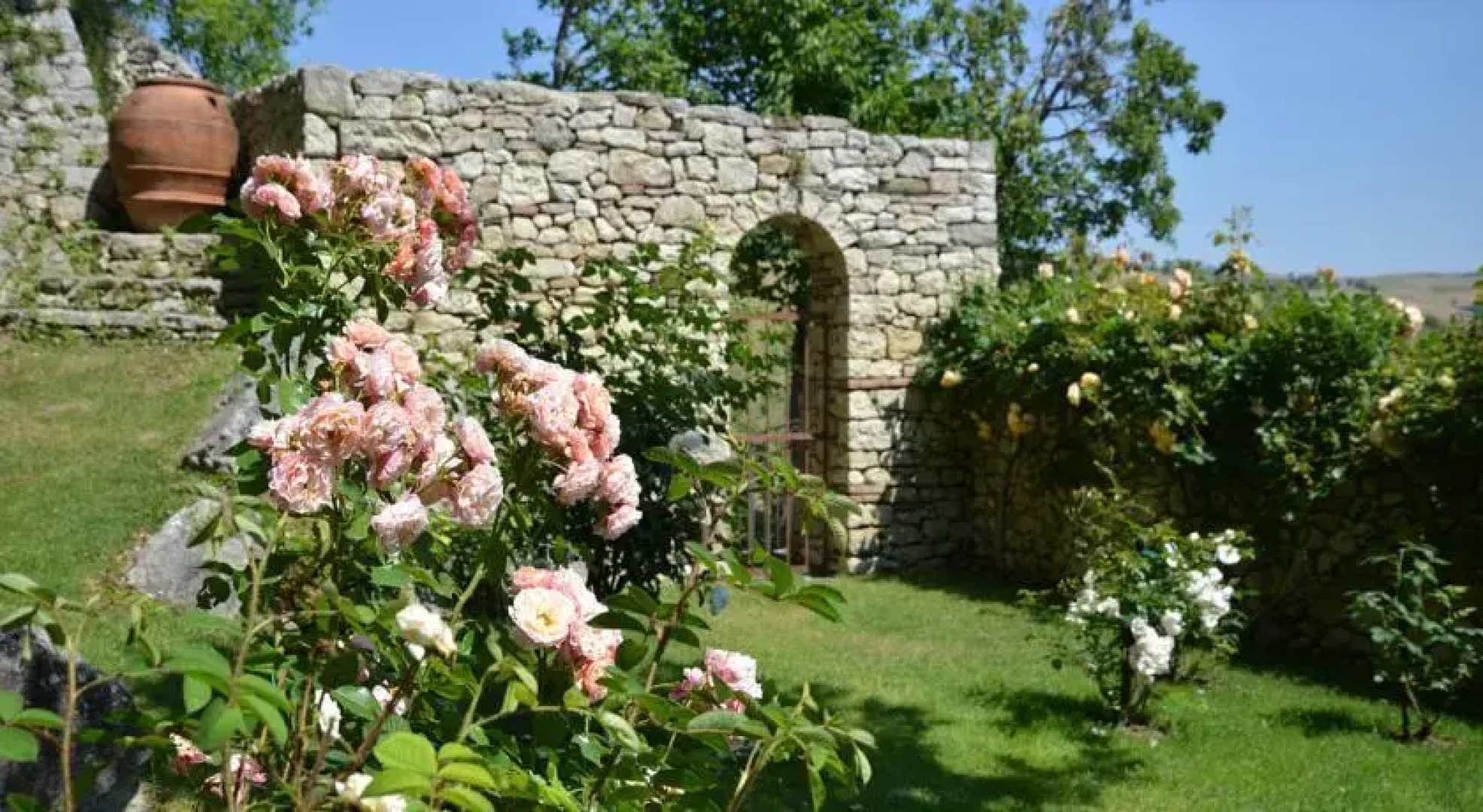 Petrella Guidi Lodge & Historical Hideaway