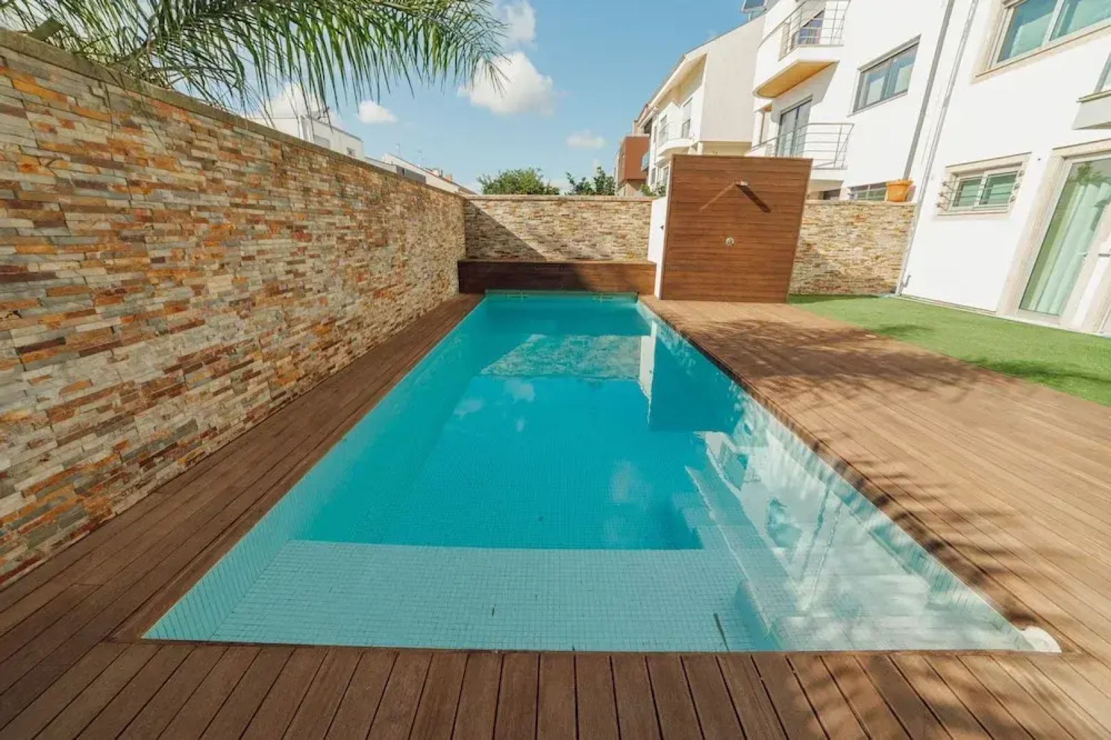 Pool Cinema Villa by Vacationy