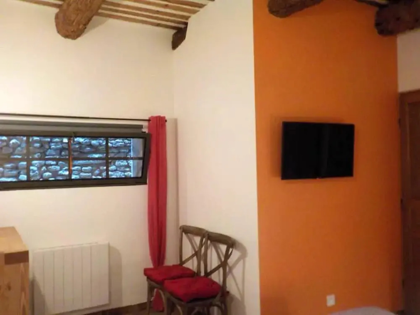 House With 2 Bedrooms In Chateauneuf Du Pape With Furnished Terrace And Wifi