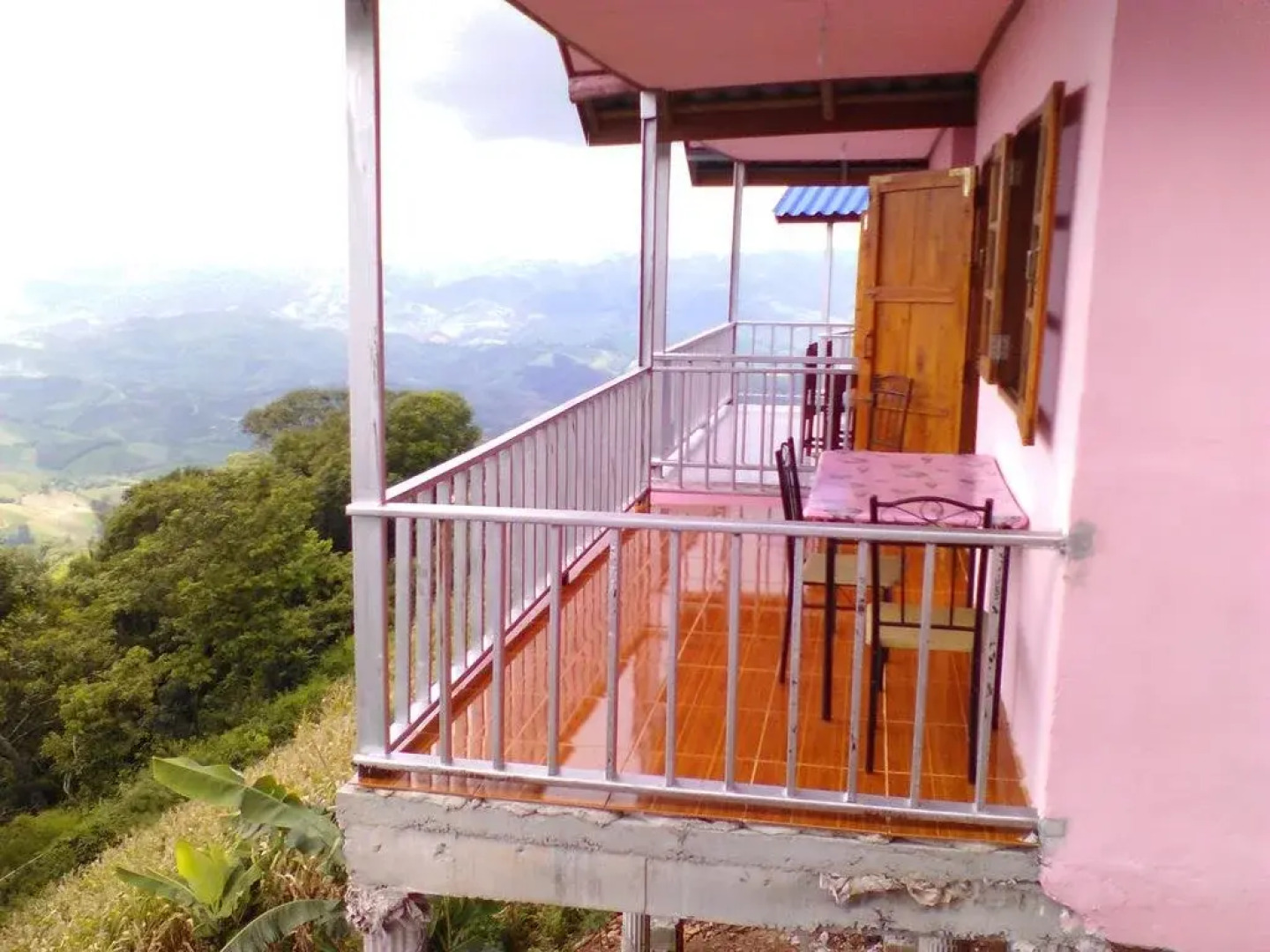 Banphakphuchifah Resort