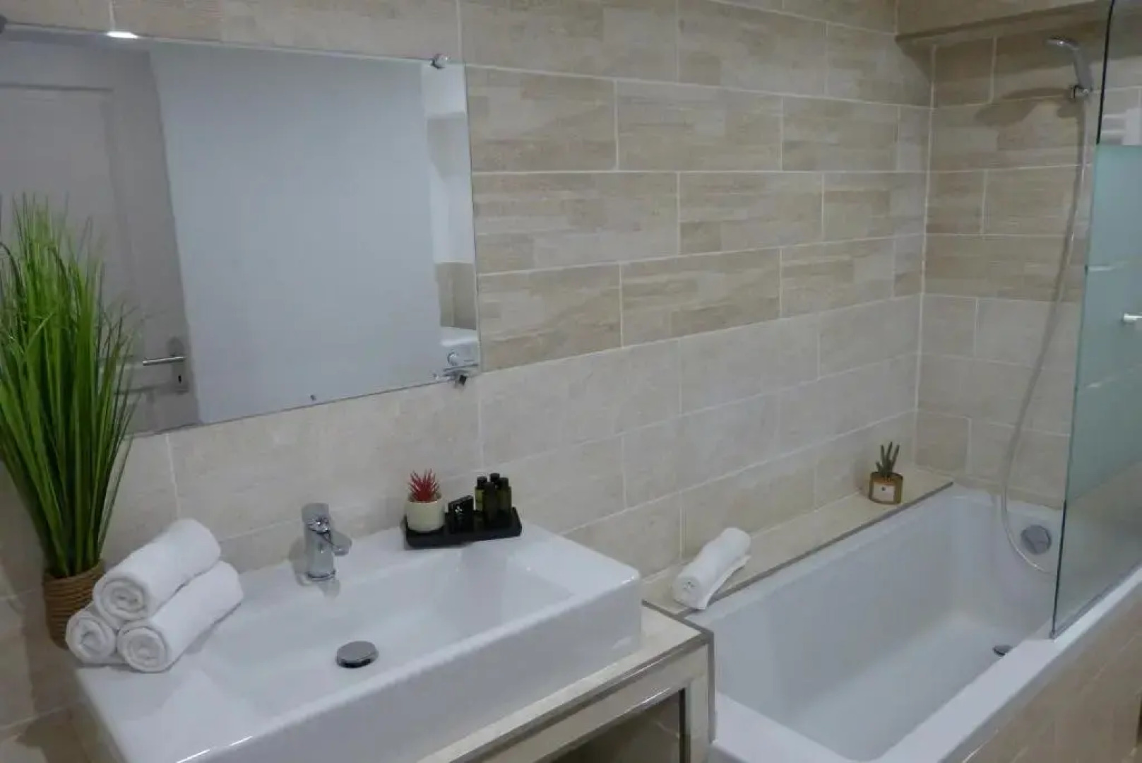 Mini Villa T3 Climatisee, Vue Mer, Cosy & Moderne