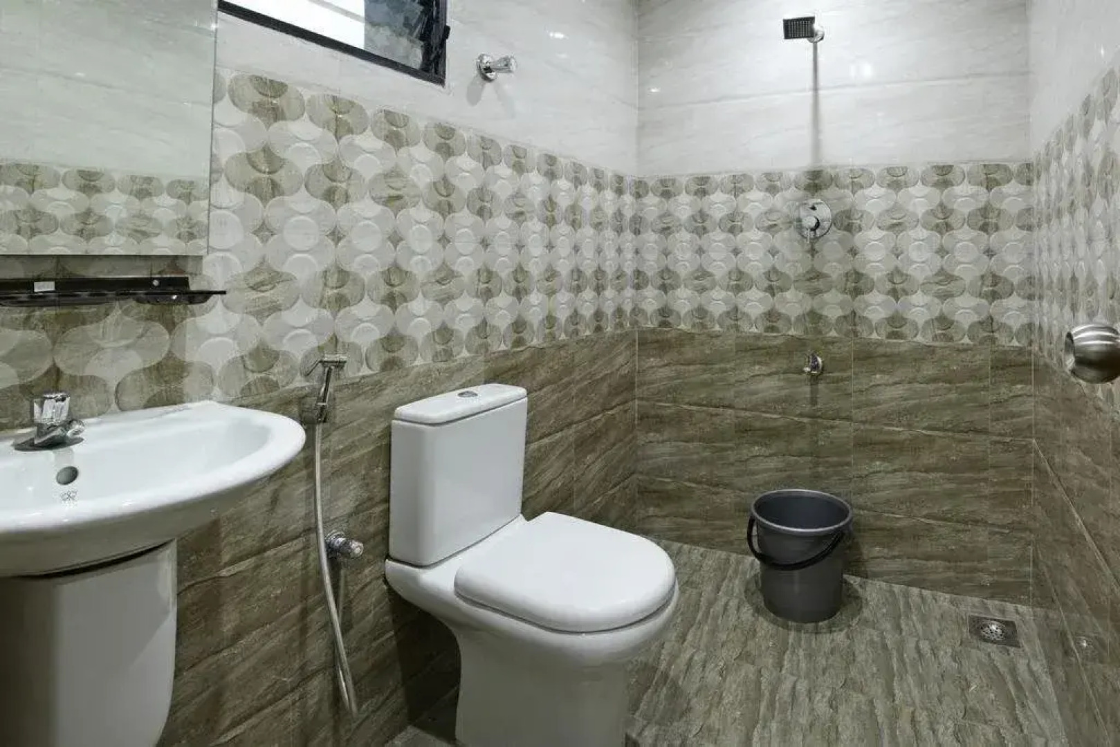 OYO 1001 Palmtree Corporate Anna Nagar