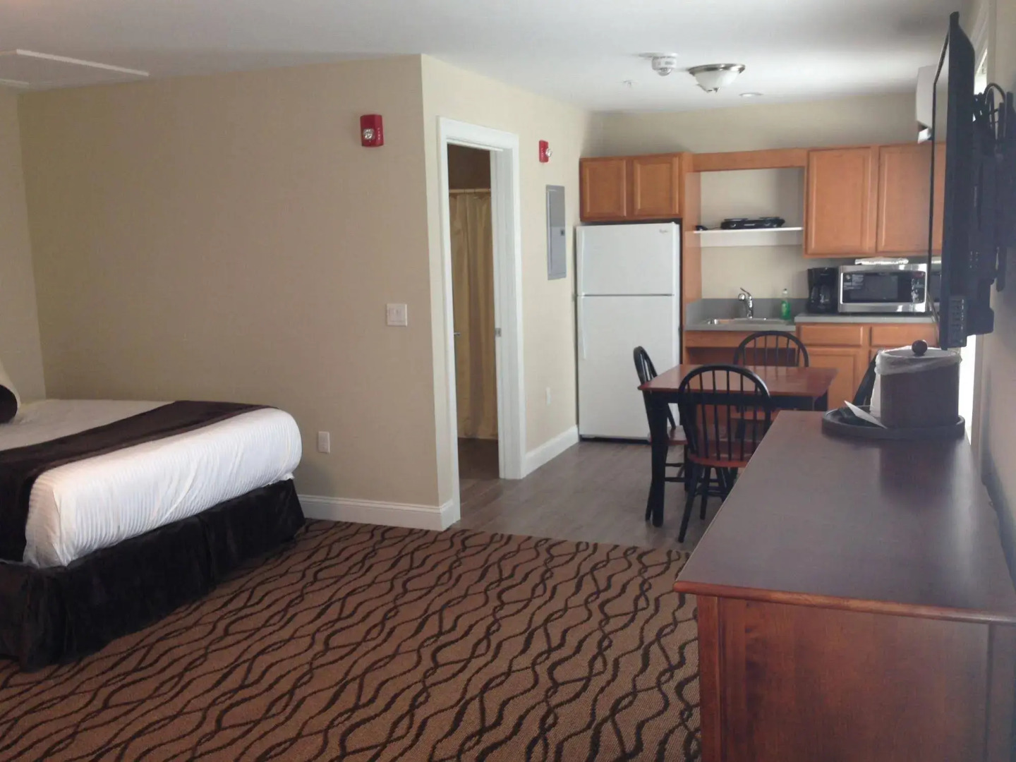 The Pelham Resort Motel