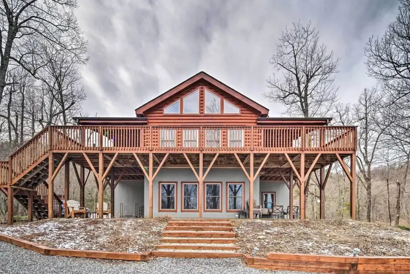 Secluded Black Mountain Cabin w/ On-site Pond!