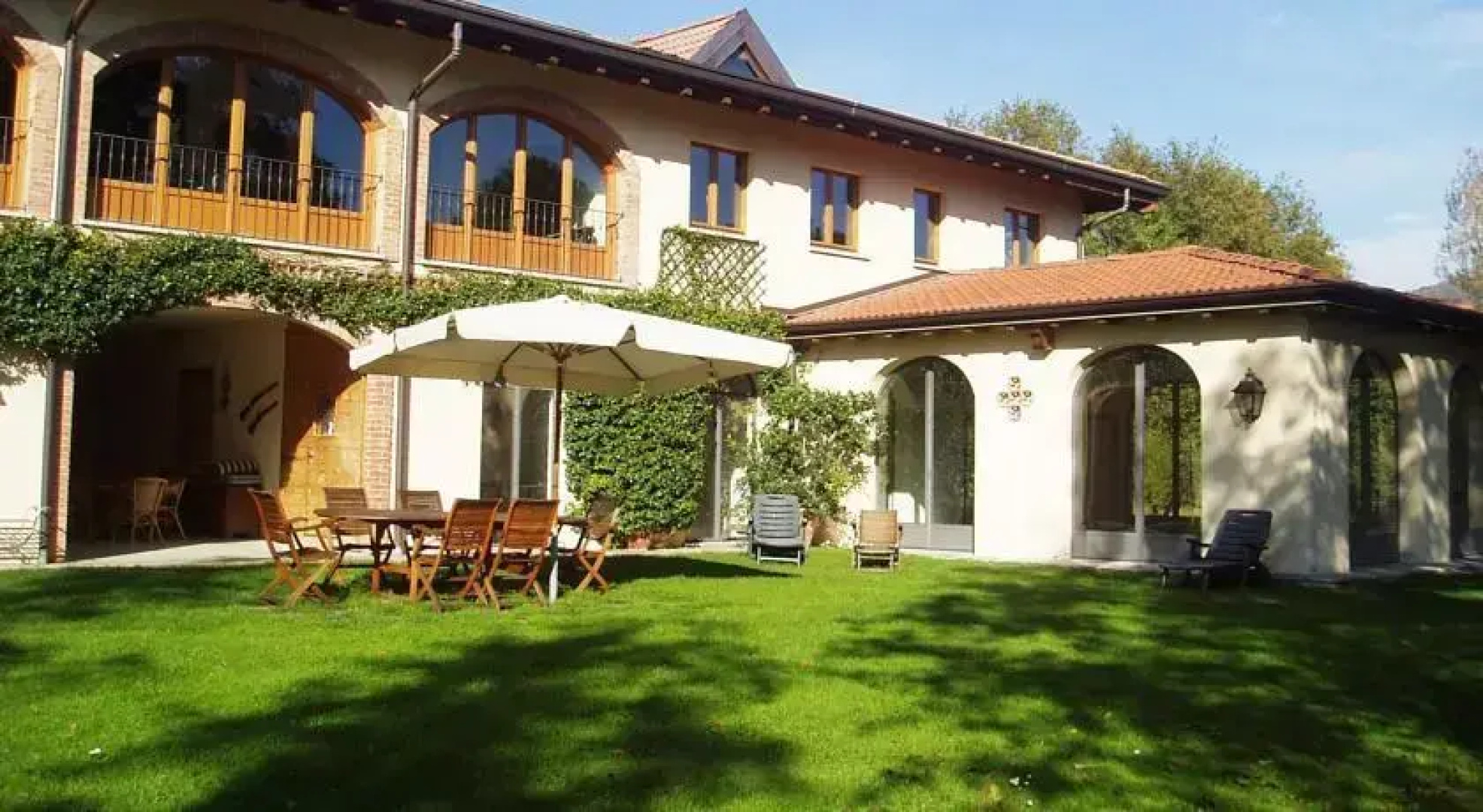 B&B Gardenia