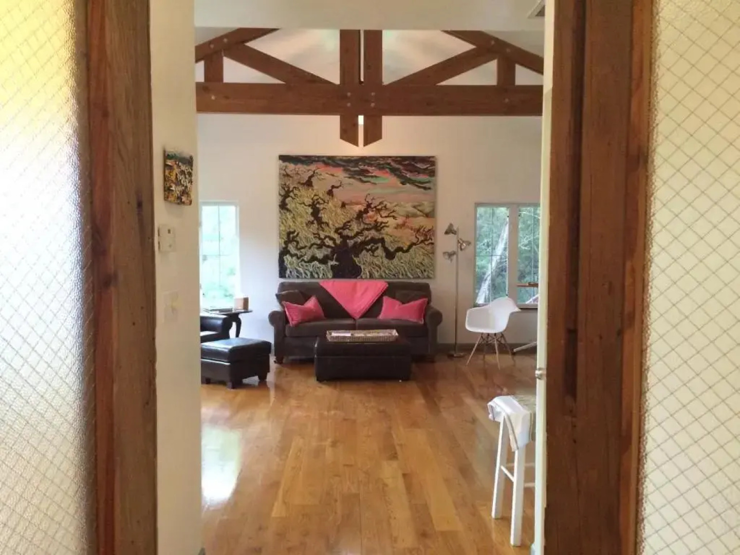 Lake Austin Luxury Guesthouse Cabin Retreat & Modern Farmhouse Suite