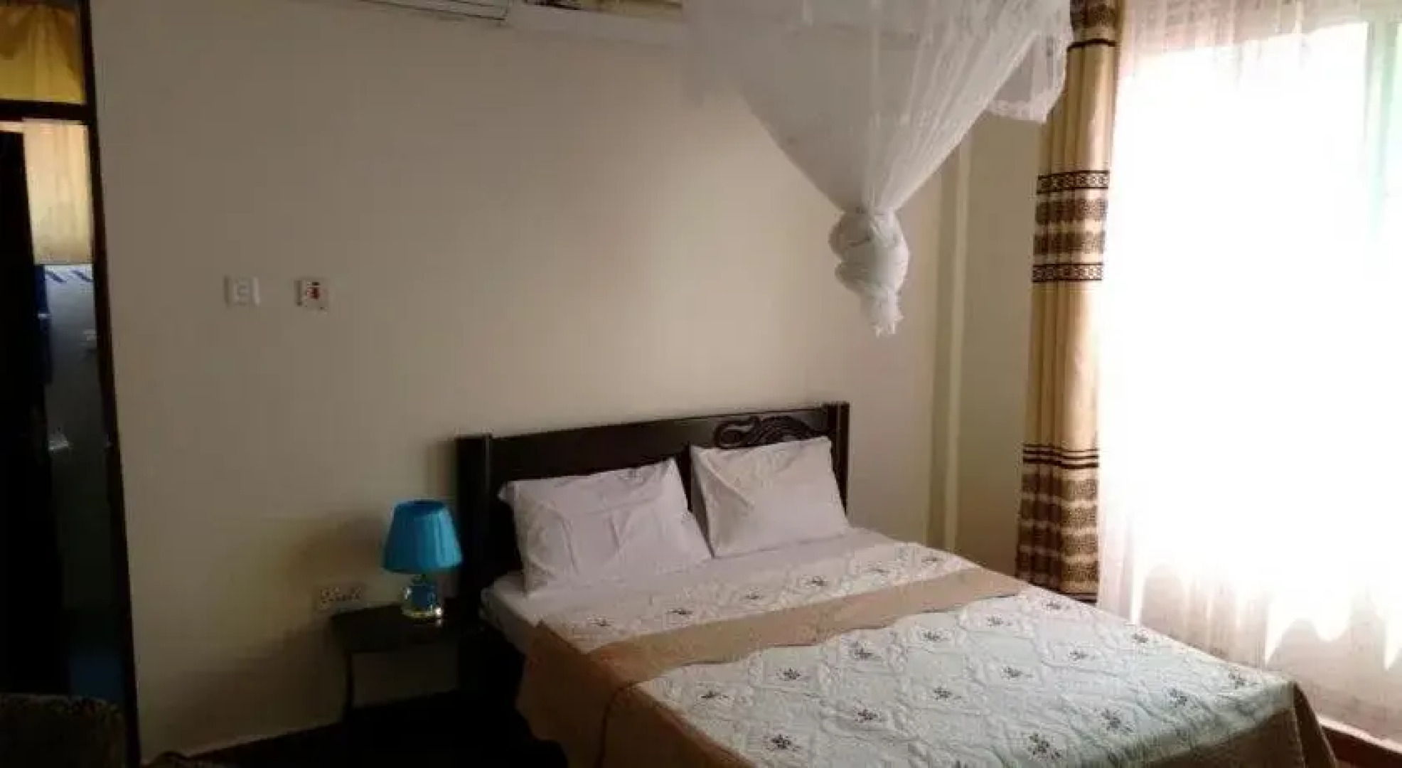 United Motel Entebbe