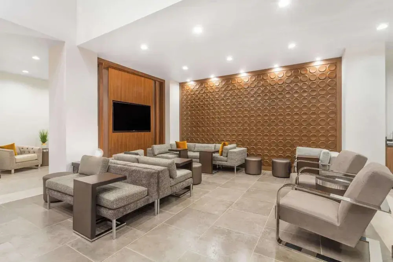 Wingate By Wyndham Hurricane Near Zion National Park