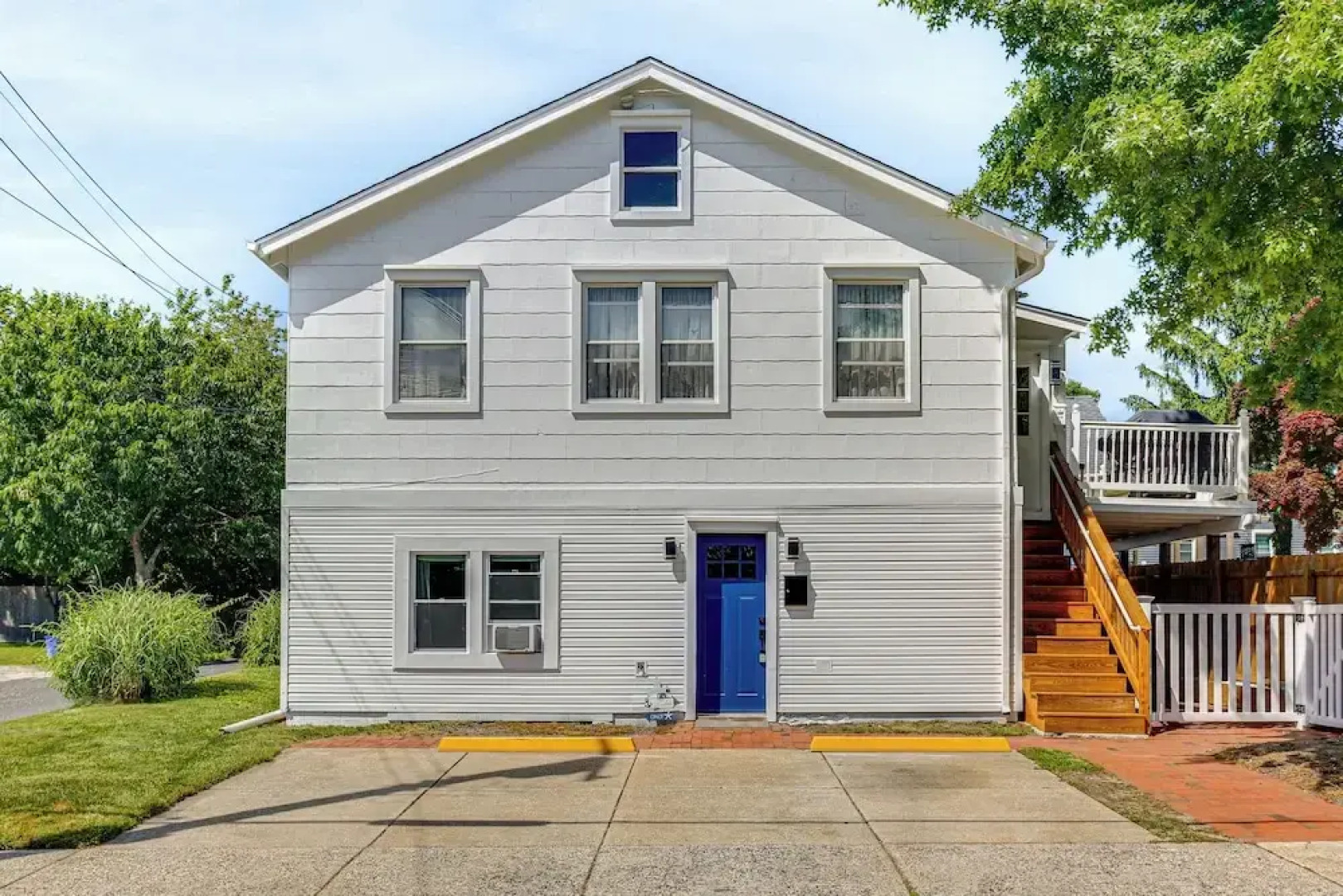 Walk to Beach: Somers Point Apartment!