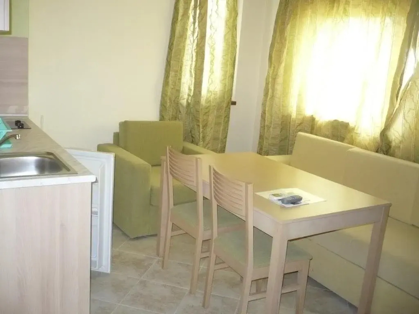 July Morning Seaside Resort