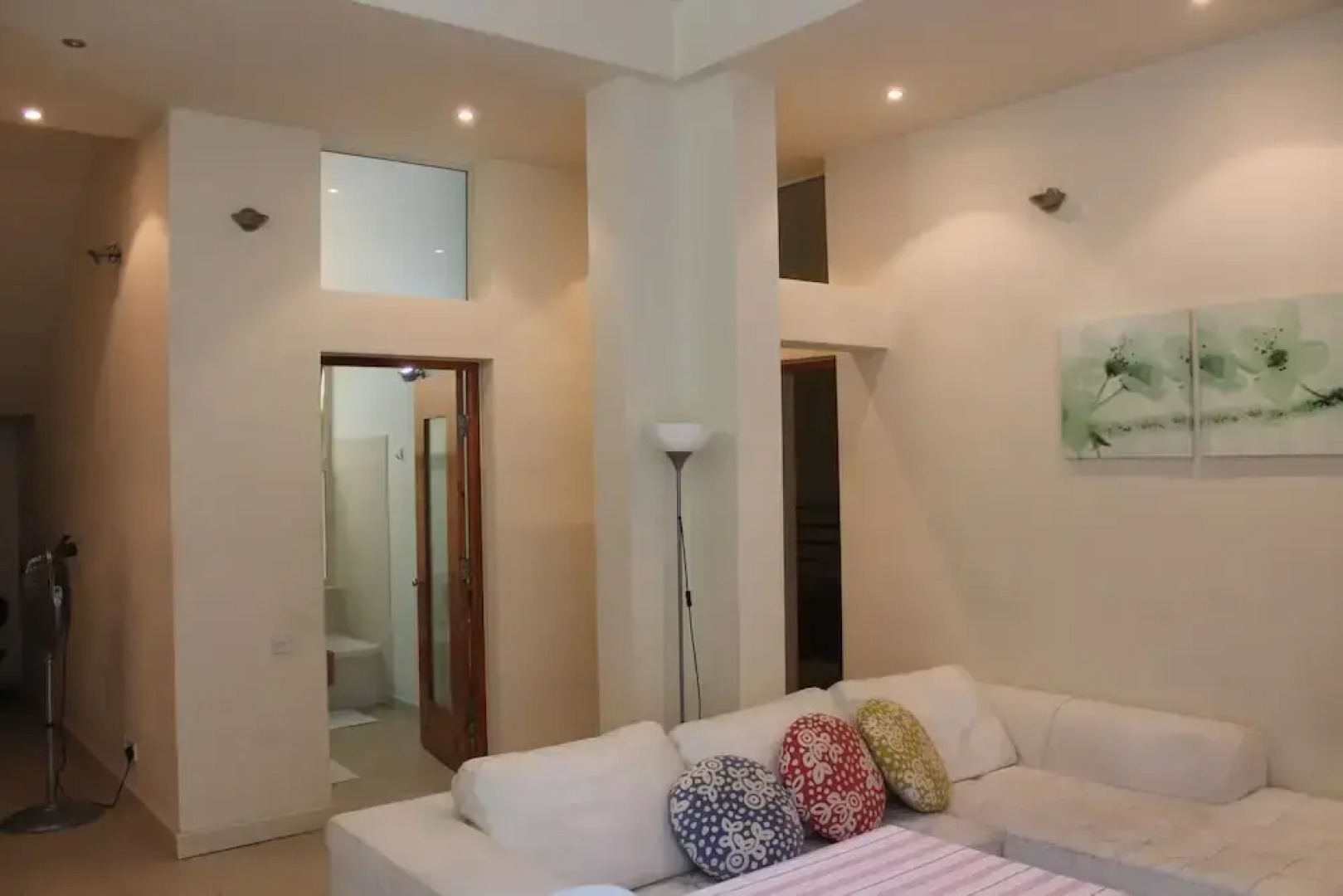 Stylish, Modern, Central Apartment in St Julians, Malta - Sleep 4