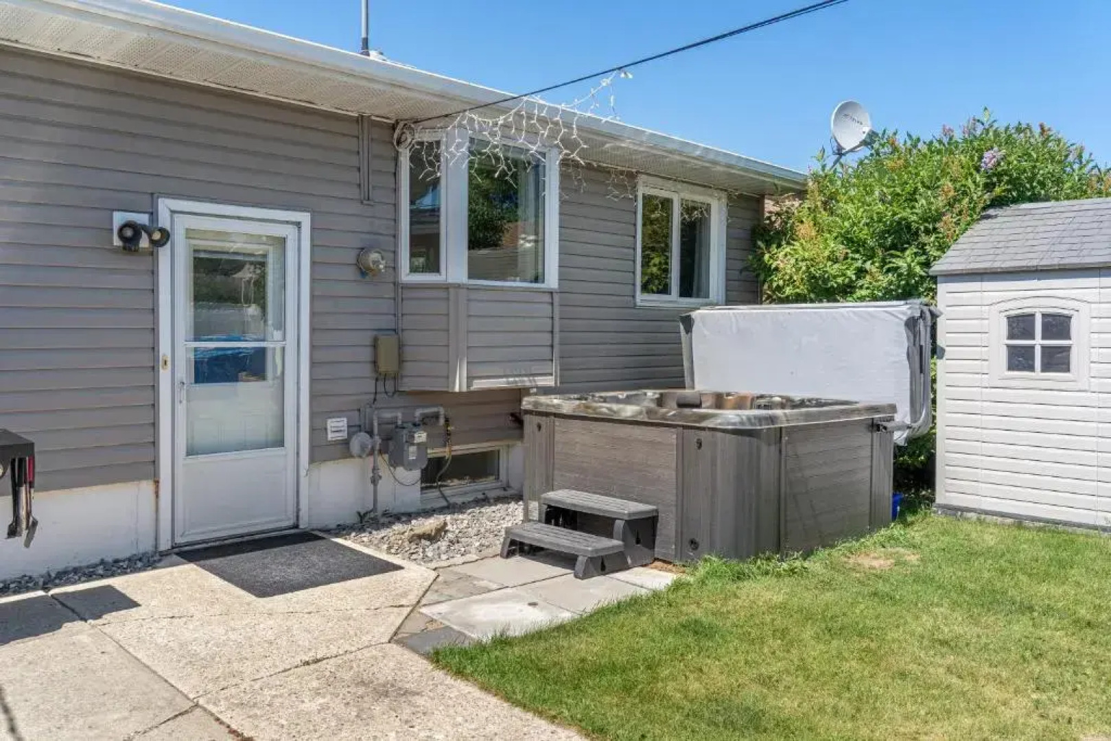 Bahama Breeze I Hot Tub I Pool I 5 Bedroom