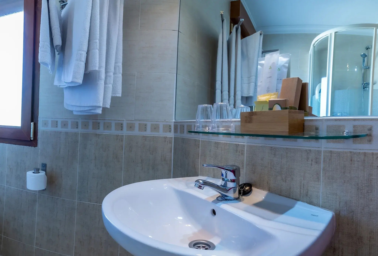 Hostal Rural El Caño by Viverestays