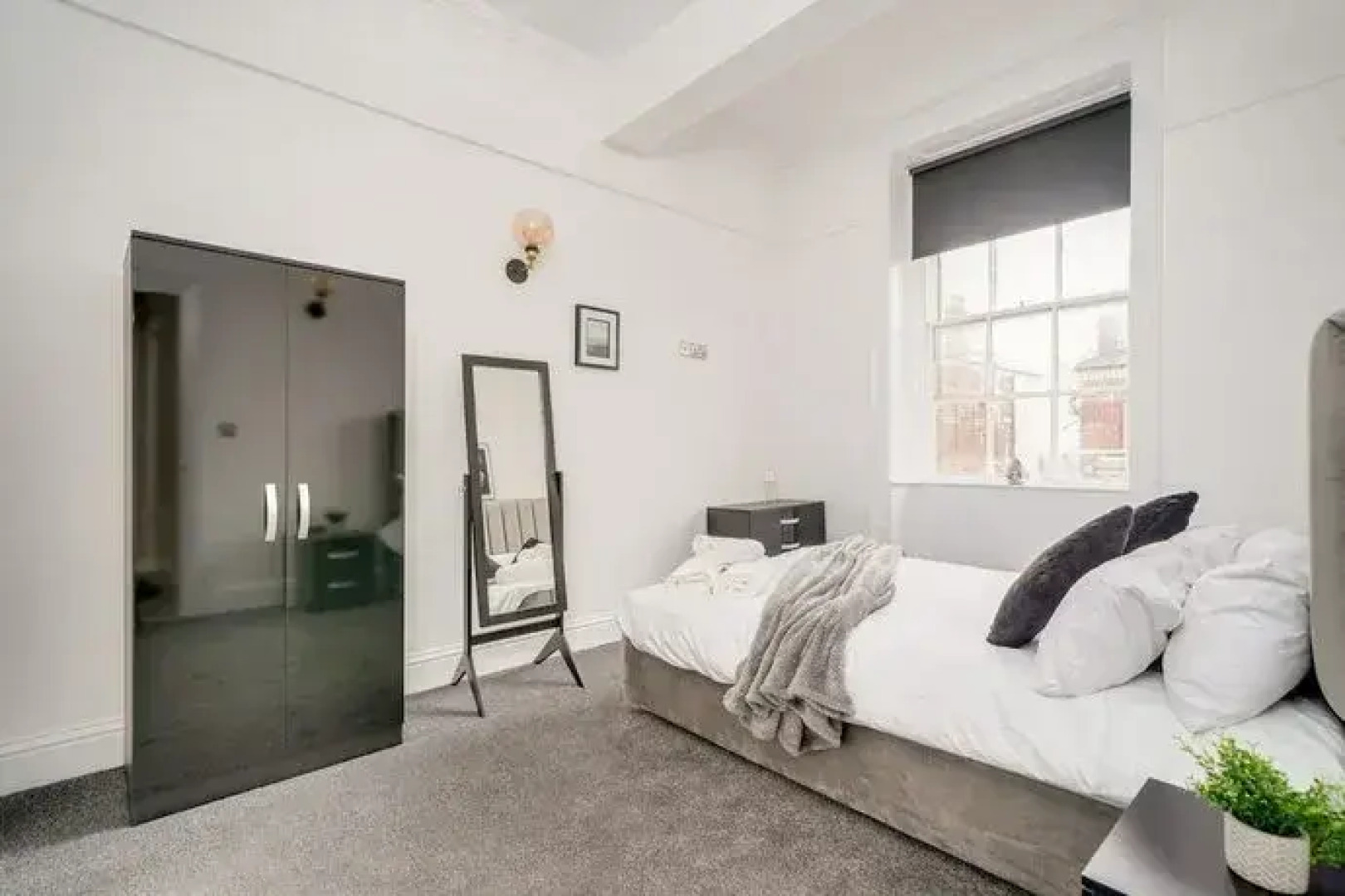 Wakefield Town House Apartments