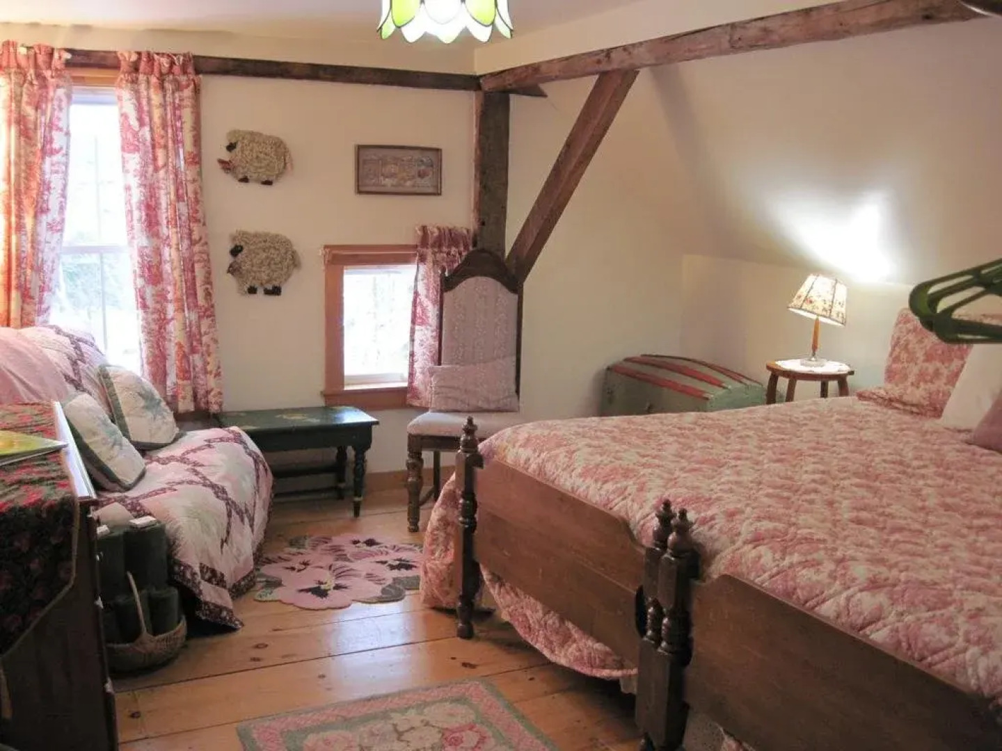 Maple House Bed & Breakfast