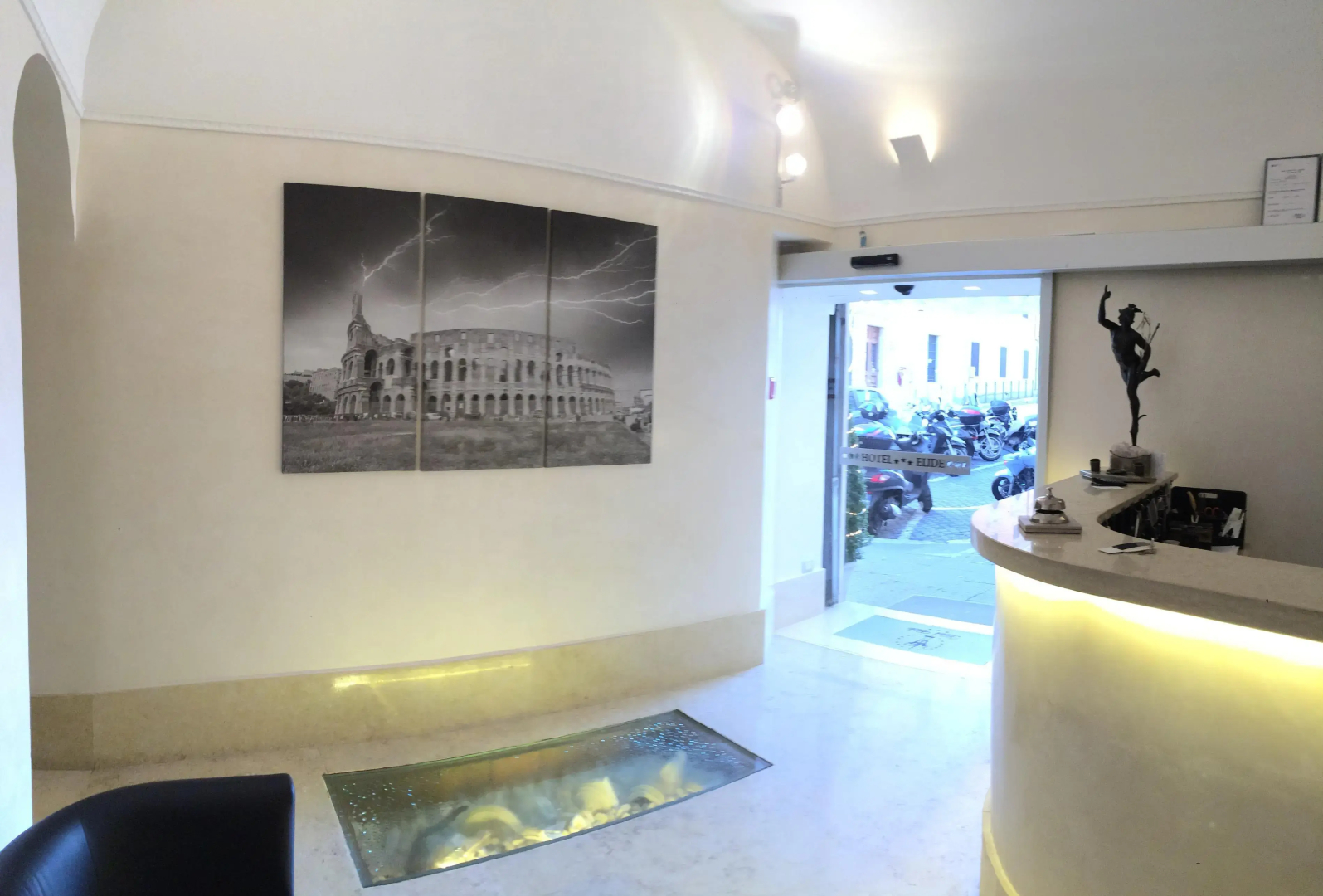 Hotel Elide