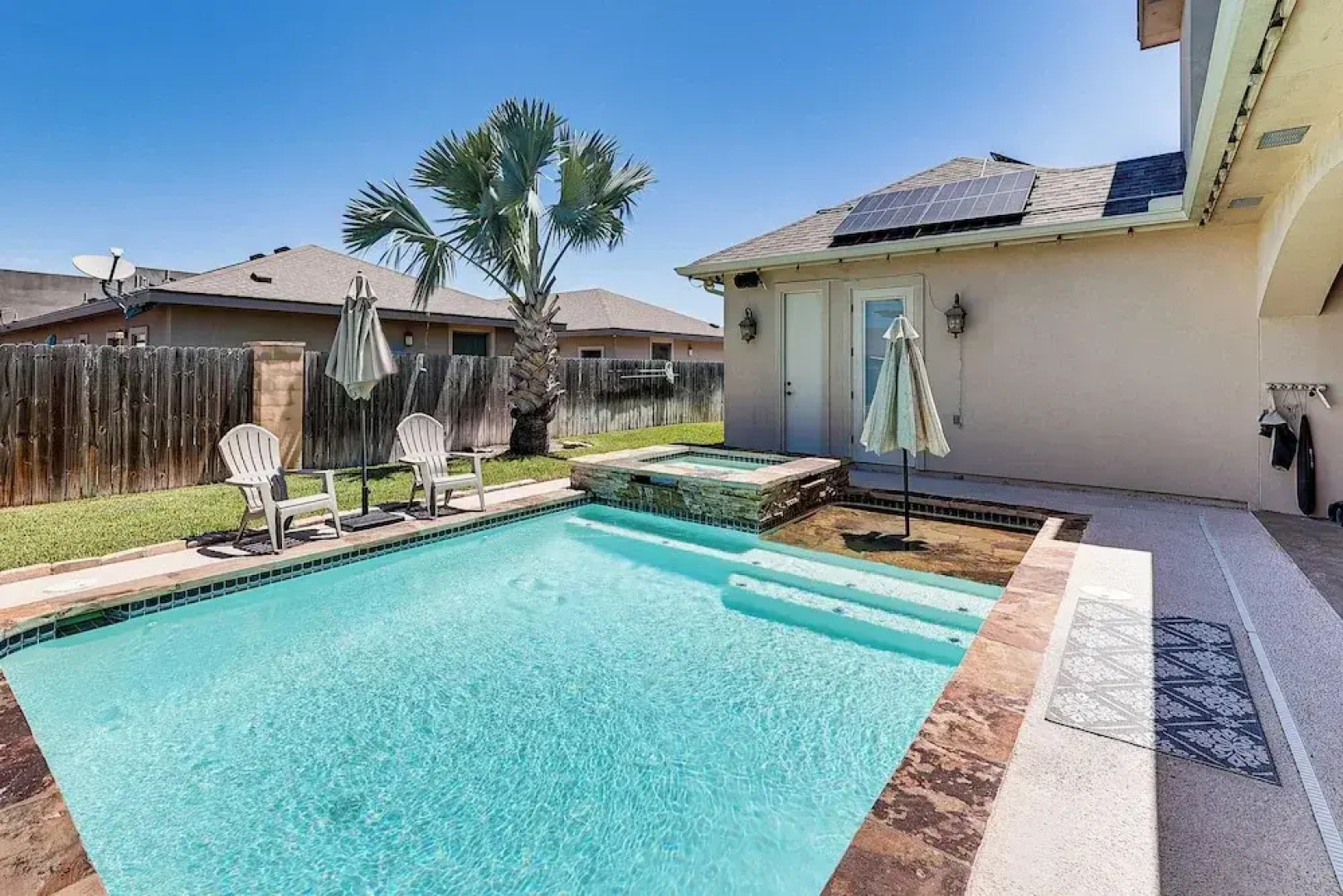 1 Mi to Utrgv Stadium: Roomy Retreat w/ Pool, Yard