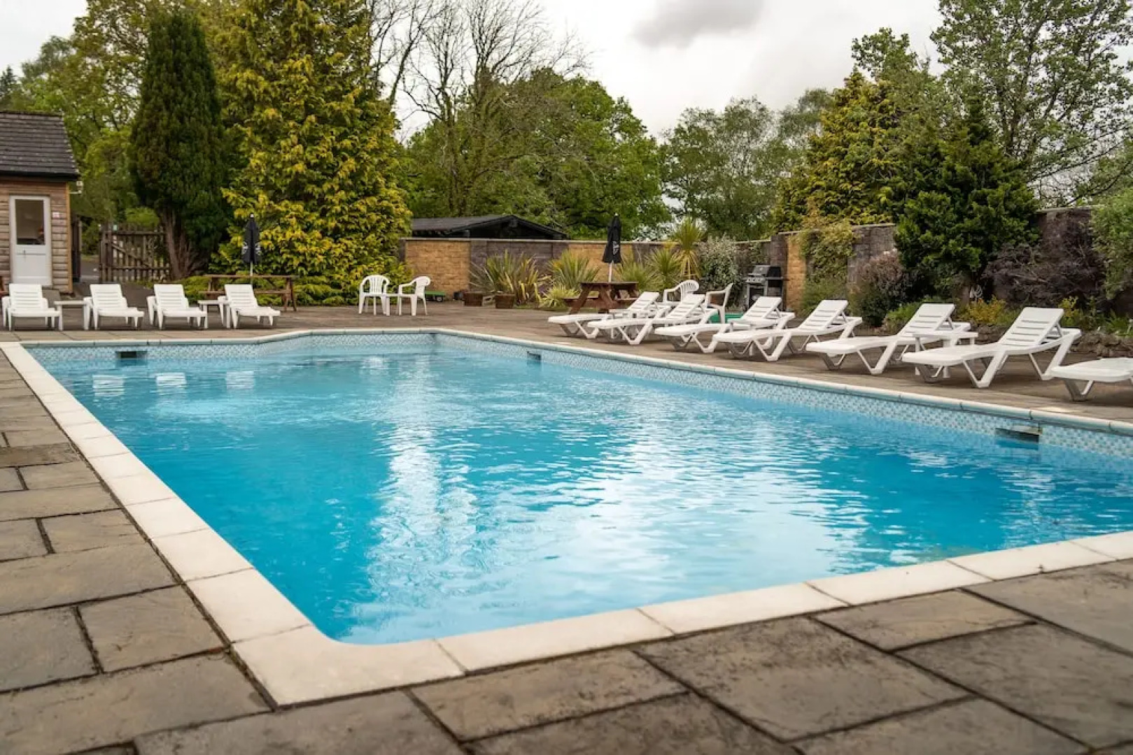 Honeysuckle Lodge set in a Beautiful 24 acre Woodland Holiday Park