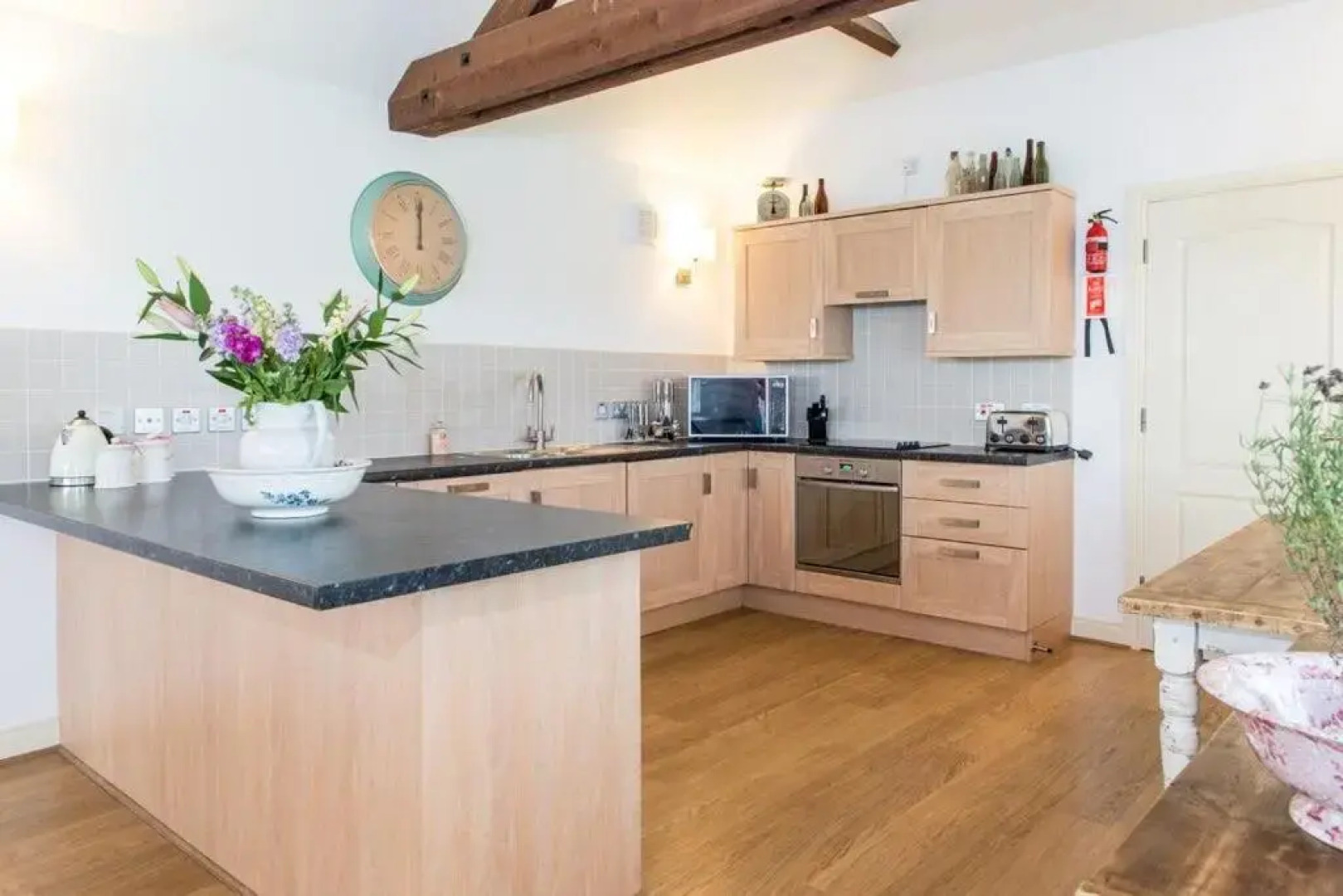 Beach View, Waterside Cottages