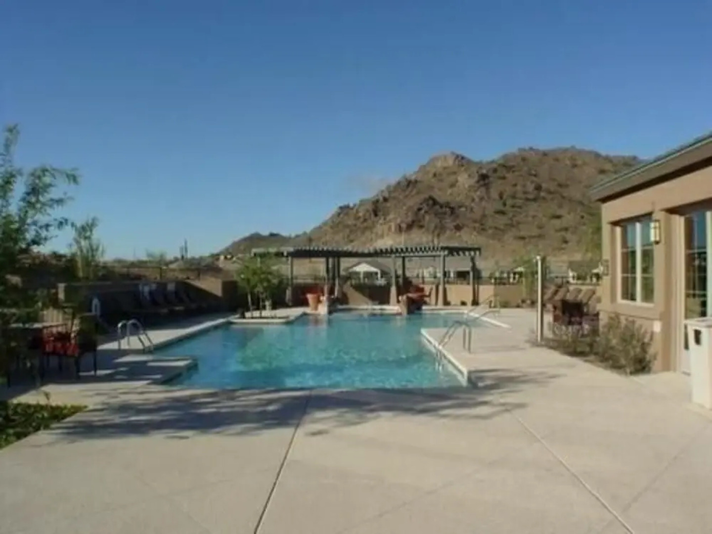 Twin Peaks - 2 Br home by RedAwning