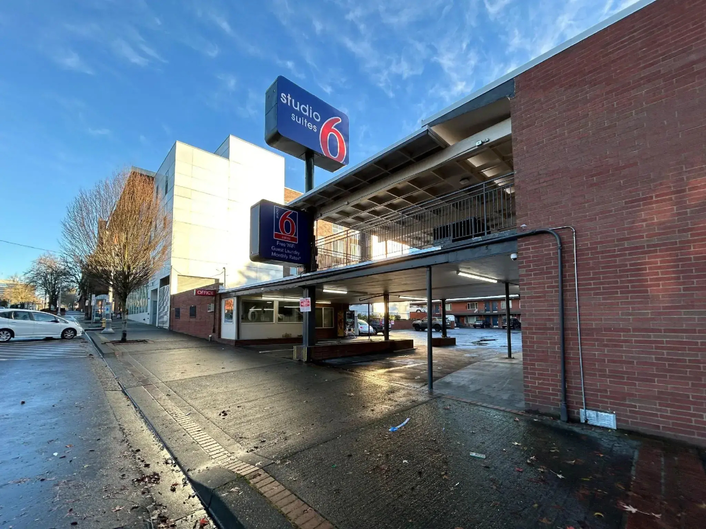 Econo Lodge Vancouver