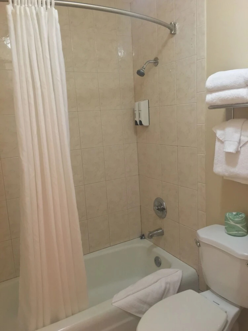 Econo Lodge Inn & Suites Fort Lauderdale North