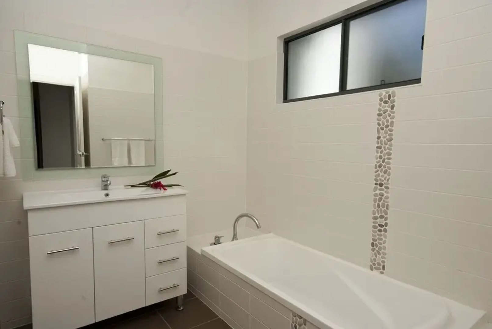 Woodville Beach Townhouse 4