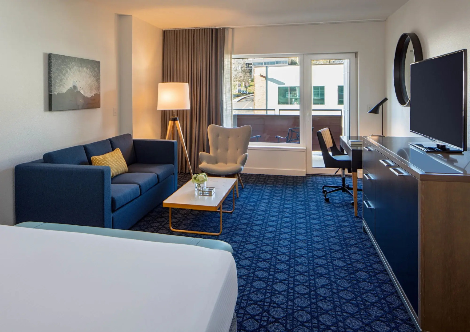 River's Edge Hotel Portland, Tapestry Collection by Hilton