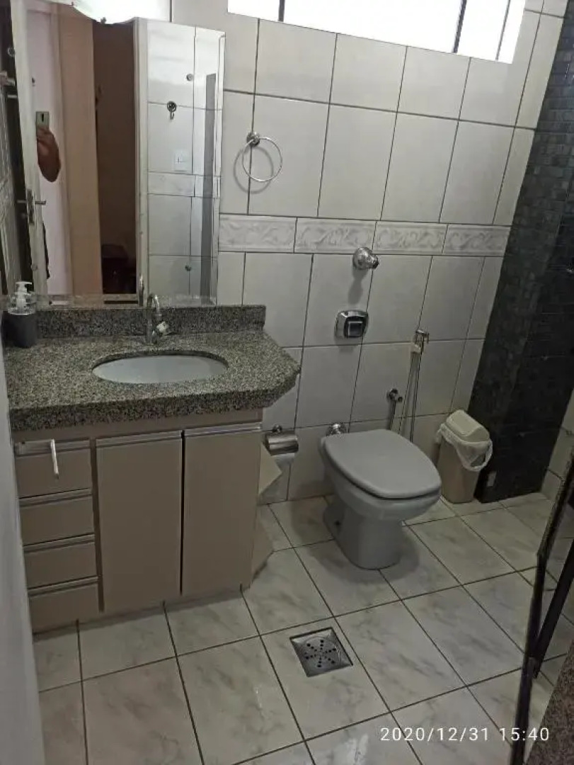 Apartamento bem localizado