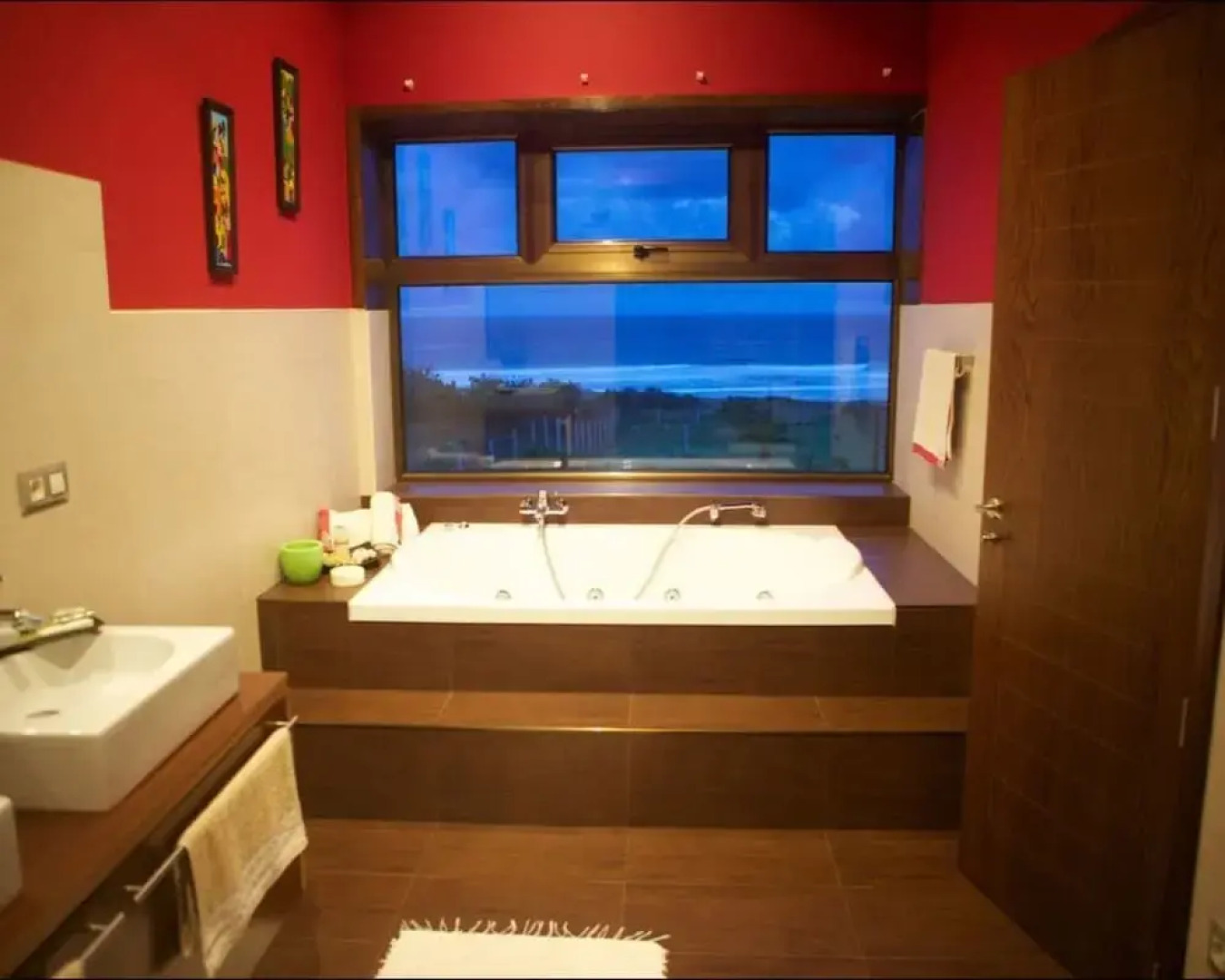 A Coruna 102253 3 Bedroom Holiday home By Mo Rentals