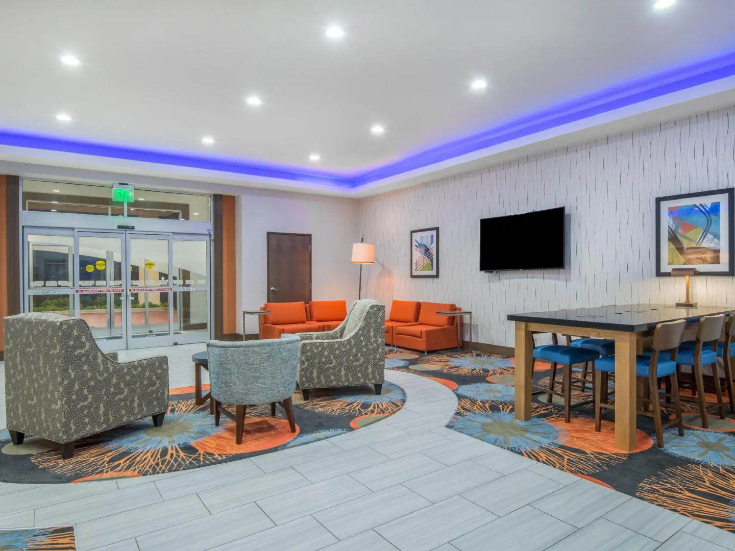 Holiday Inn Express & Suites Stillwater - University Area