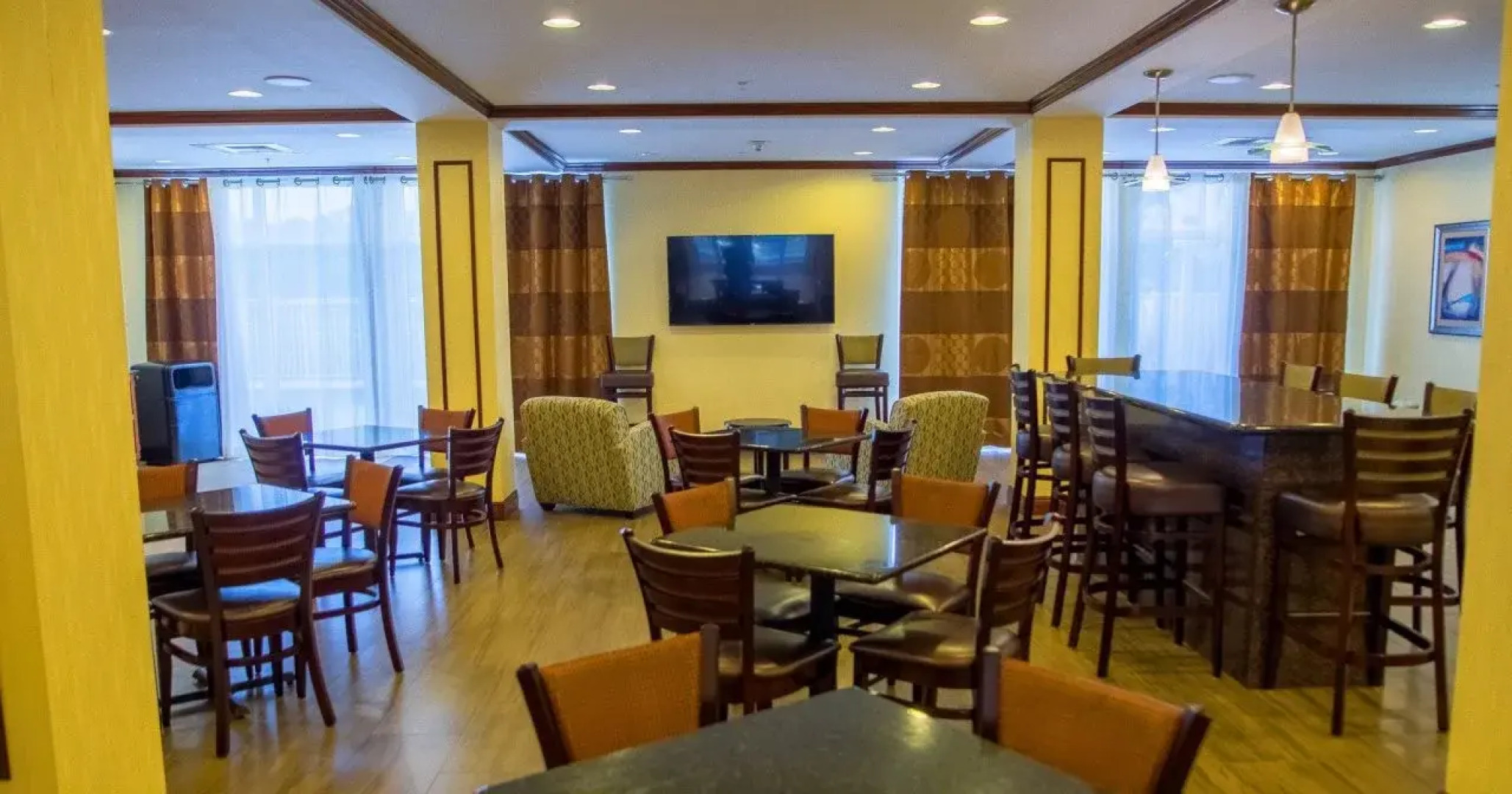 Holiday Inn Express & Suites Palm Bay by IHG
